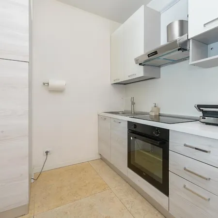 Lastmile With Terrace&pool Near Lake&sirmione ديسينسانو ديل غاردا