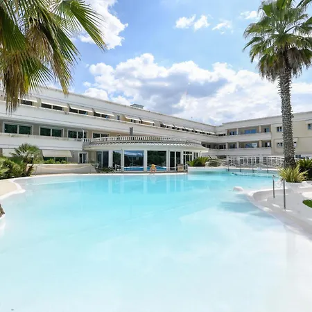 بيت للعطل Lastmile With Terrace&pool Near Lake&sirmione *